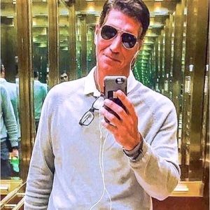 meet your posher Drew